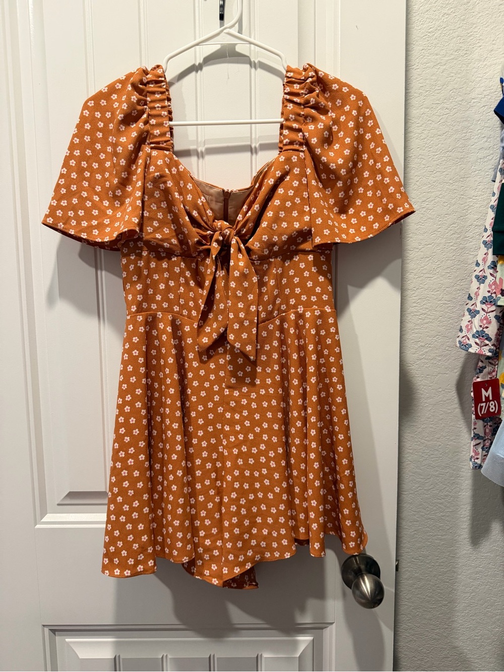 Source Unknown Orange Floral Tie-Front Camisole Top